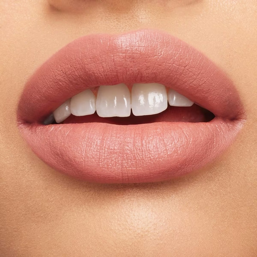 MAC ‘Kinda Sexy’ M·A·Cximal Silky Matte Lipstick - Picture 6 of 11